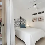 아파트 Atico Bellavista A - Alcala 기아데이소라